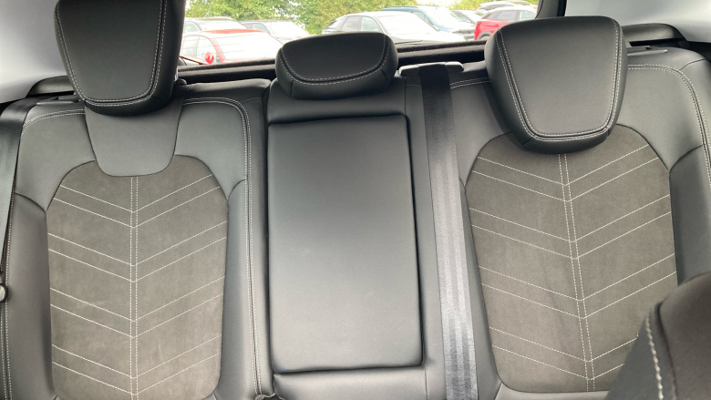 Vauxhall Grandland 1.2 Turbo Ultimate 5dr Petrol Hatchback